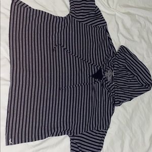 Cropped long sleeve with hood from Hollister
